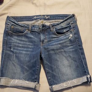 American Eagle Bermuda shorts